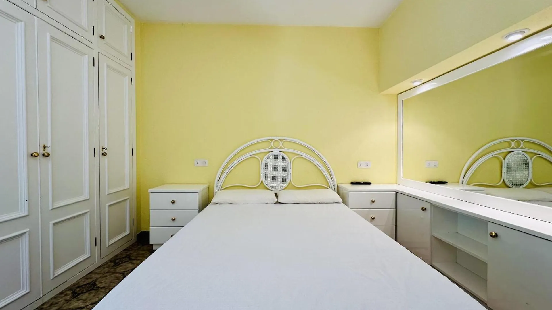 Mar I Vent Costabravasi Apartment